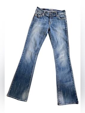 Rock 47 by wrangler Jeans, S 28x34. Waist 28 Inseam 34. Low Ris Between Size 4.6